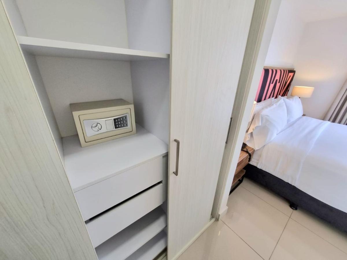 Origen Local Suites Medellín Buitenkant foto