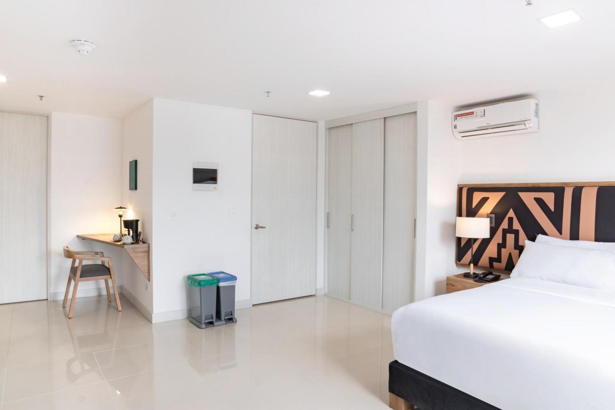Origen Local Suites Medellín Buitenkant foto