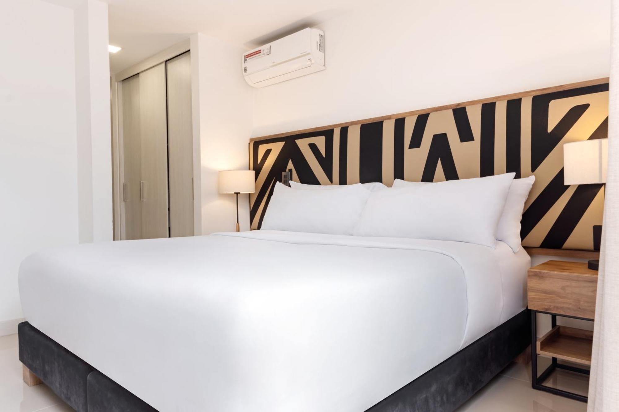 Origen Local Suites Medellín Buitenkant foto